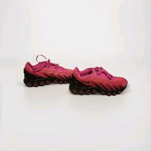 Size 8 - Nike Air Max DN8 Laser Fuchsia W